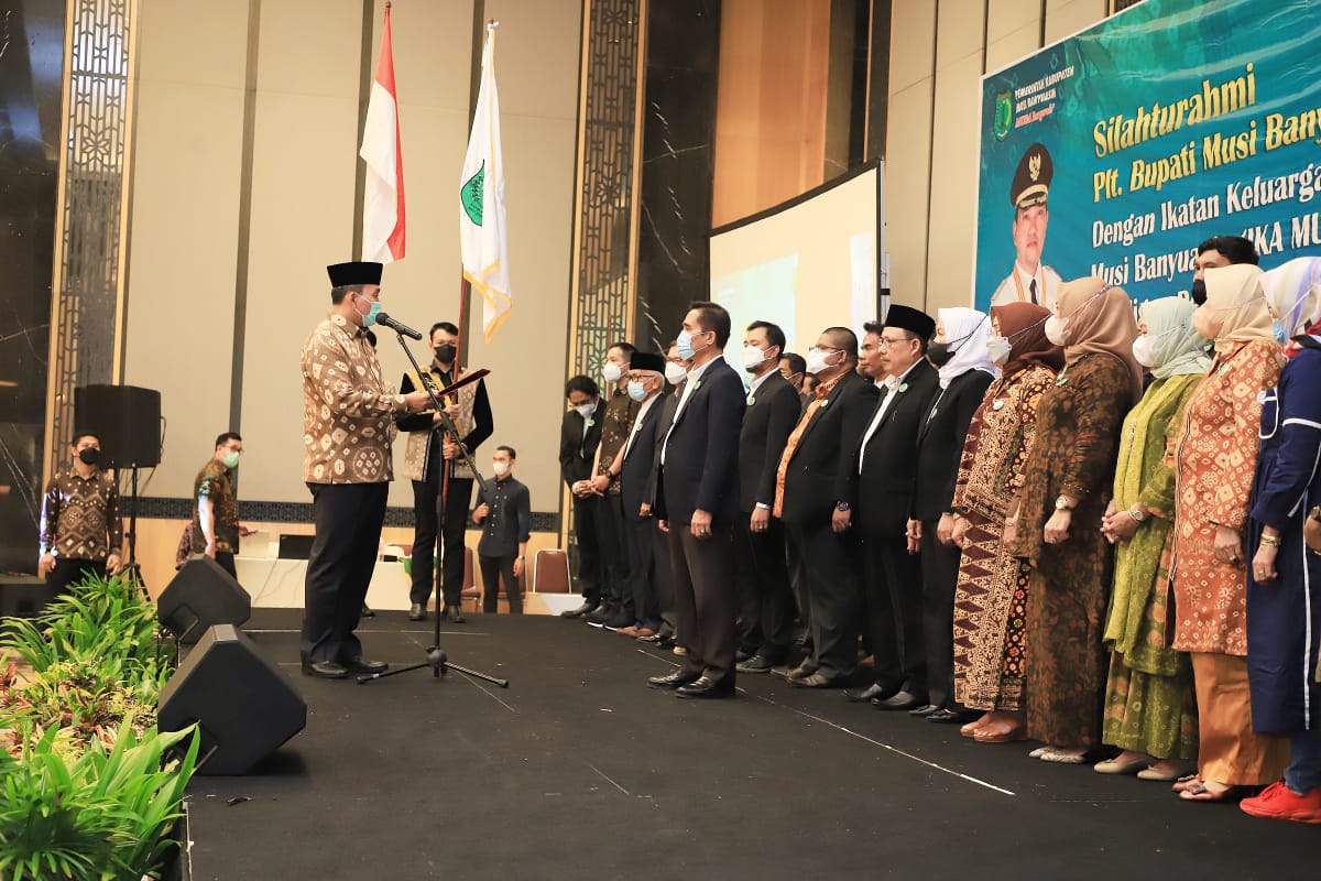 IKA-MUBA Luncurkan Bantuan 2,5 Ton Beras Premiun untuk Warga Muba Perantauan