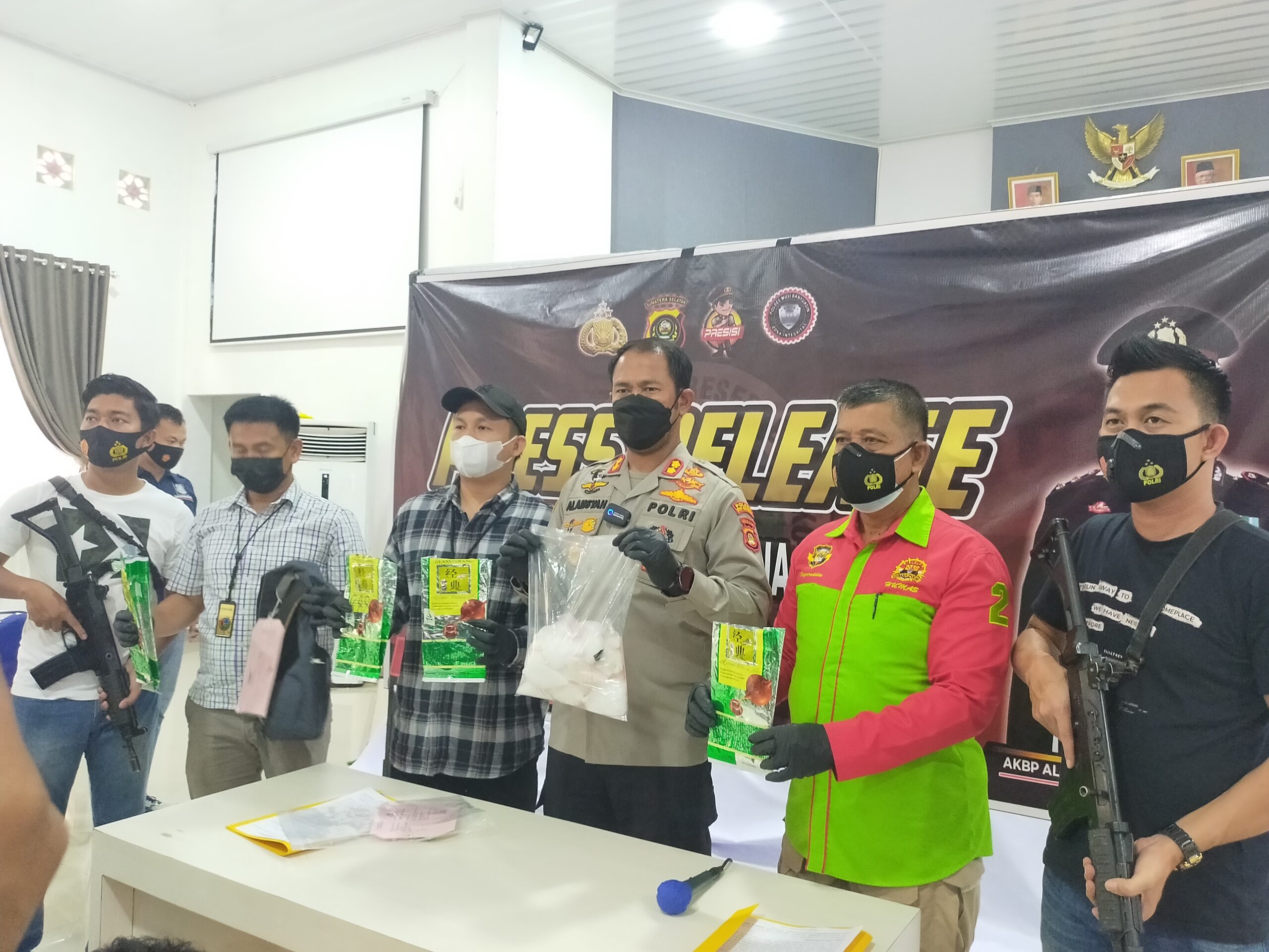 Polres Muba Bekuk Bandar Narkoba  1.7 kg sabu-sabu diamankan