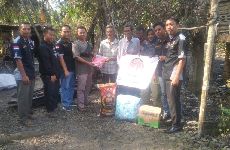 Ketua DPD Gema, Tinjau Kebakaran Sungai Dua