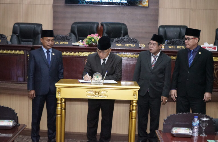 PJ. Bupati dan DPRD Muba Setujui RAPBD Perubahan Tahun 2022 untuk Ditetapkan Menjadi Perda.