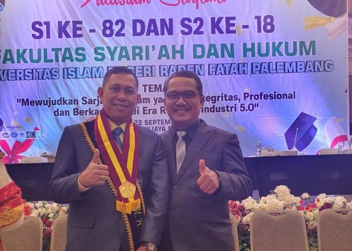Kasi Intel Kajari Dumai Resmi Sandang Gelar Magister Hukum