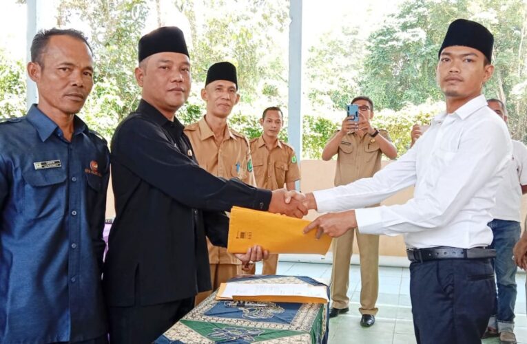 Jaka Anggara Resmi Jabat Kadus 1 Desa Teluk Kijing 2