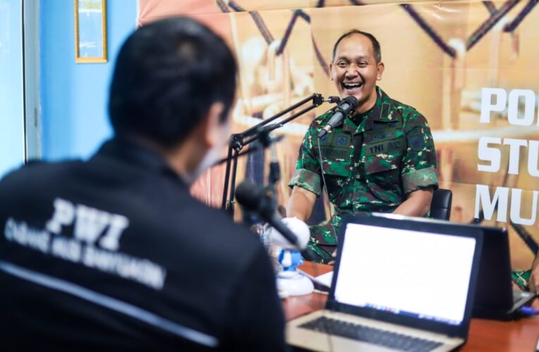 Dandim Letkol Arm Dede Sudrajat Podcast Bareng PWI Muba