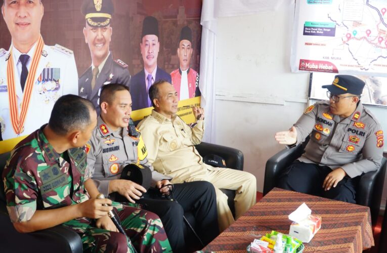 Pj Bupati Apriyadi Patroli Tinjau Karhutbunlah dan Titik Rawan Macet