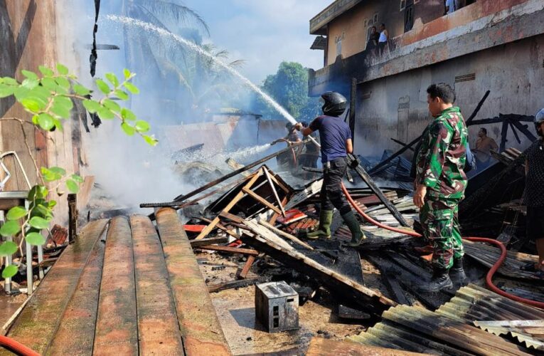 Pj Bupati Apriyadi Ingatkan Masyarakat Ancaman Bencana Kebakaran Yang Kapan Saja Bisa Terjadi.