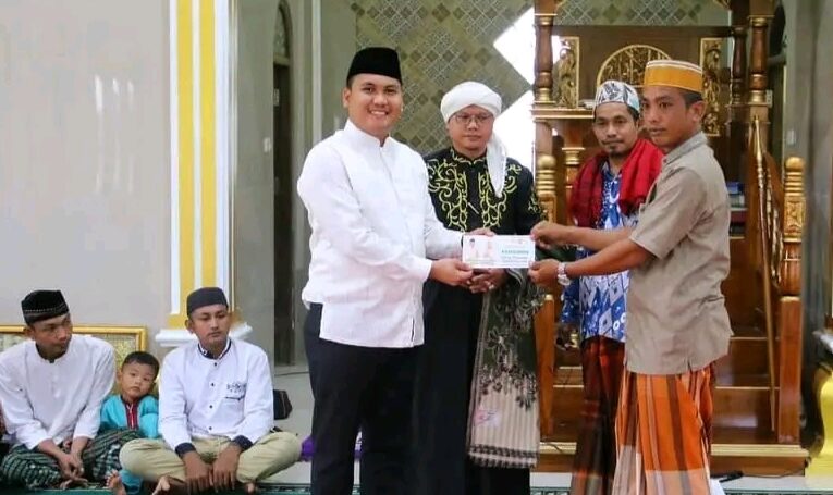 Wakil Ketua DPRD Banyuasin Safari Ramadhan ke Desa Marga Sungsang