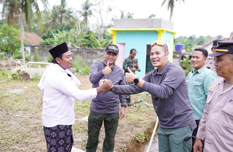 Susuri Hutan, Ziarah Hingga Buatkan Sumur Bor Warga Pelosok di Muba