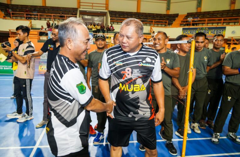 Pj Bupati Apriyadi : Kejuaraan Bulutangkis Ajang Pererat Silaturahmi