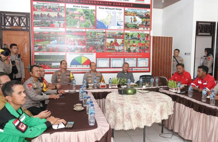 Curah Hujan Minim, Pemadaman Melalui Darat Diperkuat