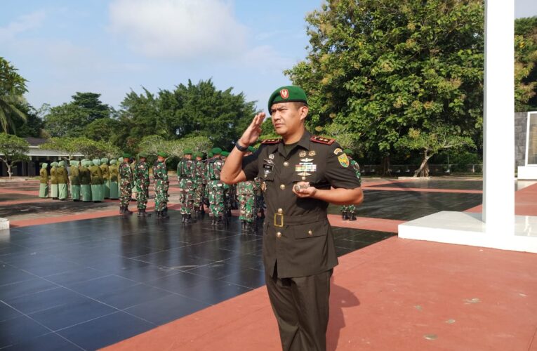 Ziarah Rombongan Dalam Rangka Peringatan Hari Juang TNI AD  Ke-78 Tahun 2023 Kodim 0401 Musi Banyuasin Tabur Bunga di Taman Makam Pahlawan Kusuma bangsa