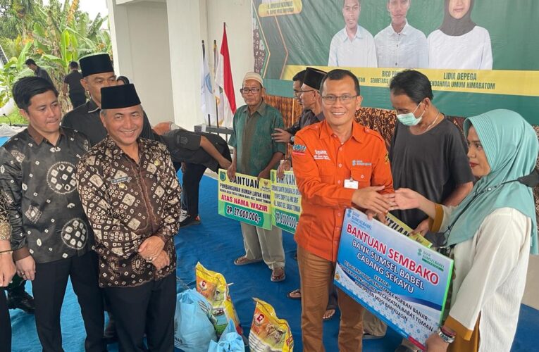 Bank Sumsel Babel cabang sekayu Salurkan Bantuan Sembako untuk pedagang Pasar Mangun jaya