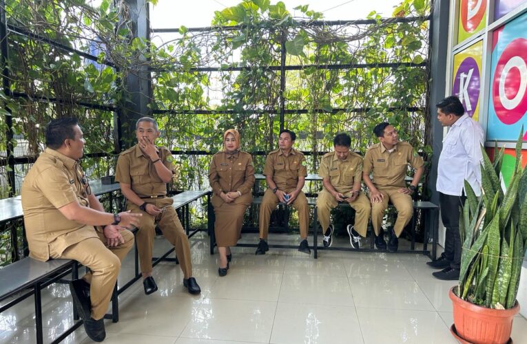 Dinkominfo Muba meraih prestasi Terbaik Tiga untuk wilayah Indonesia Bagian Barat.