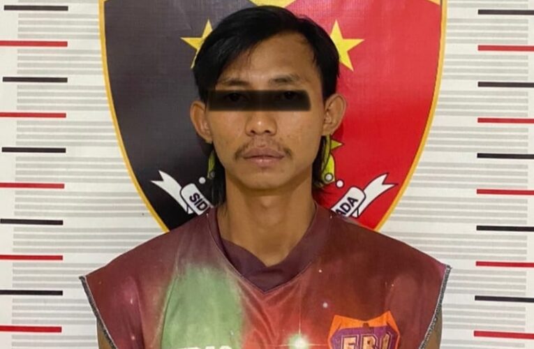 Ini sosok terduga pelaku pencurian satu set kusen alumunium, daun pintu  dan jendela kaca  type PJI gedung  rusunawa
