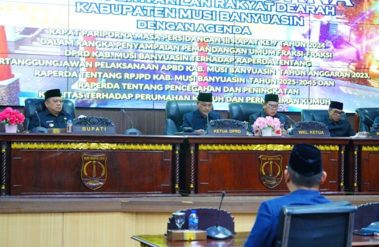 Sugondo Pimpin Rapat Paripurna Masa Persidangan III Rapat ke-7