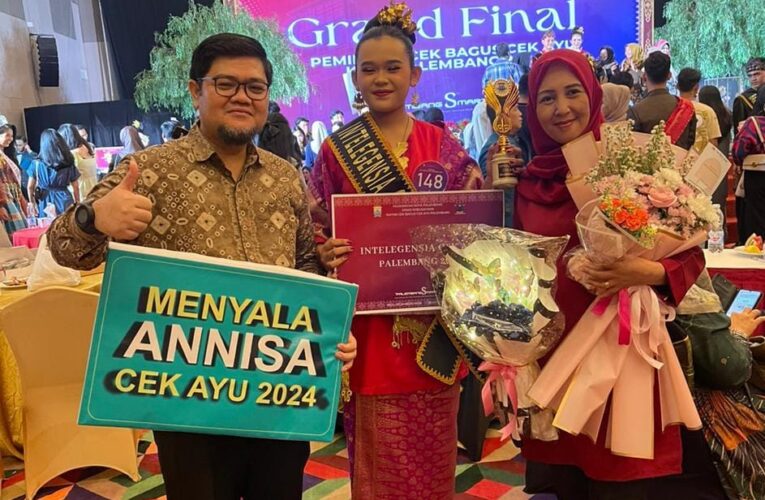 Siswa SMAN 1 Palembang Raih Gelar Atribut Cek Ayu Intelegencia