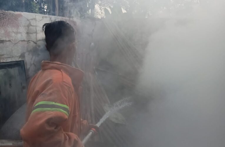 Rumah Milik  M rifai terbakar Damkar Muba Sigap Padamkan Api