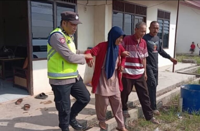 Patut Dicontoh Sambangi dan Bantuan Antarkan Berobat Warga Lalan
