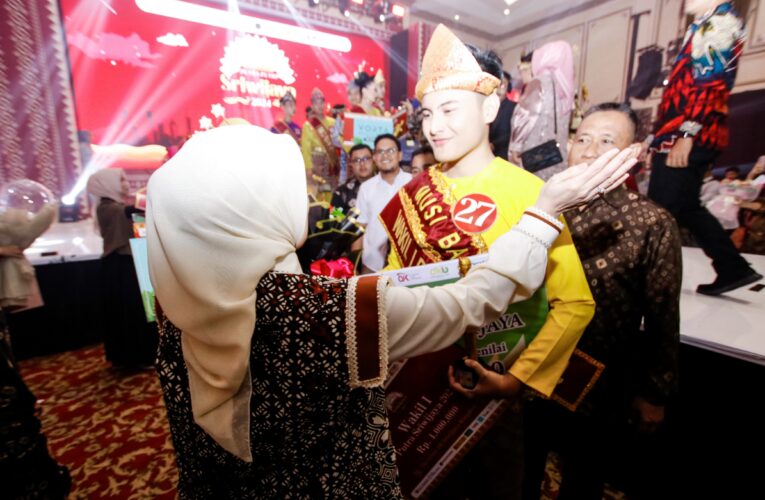 Musi Banyuasin Bangga: Kuyung Kupek Muba Berjaya di Malam Pemilihan Putra-Putri Sriwijaya 2024