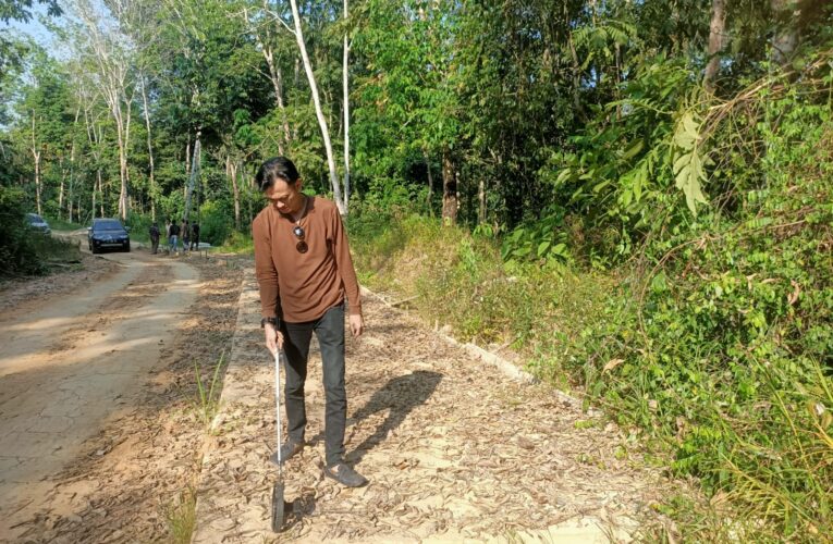 Lemahnya  Pengawasan dan Diduga Adanya Manipulasi Data, Proyek Jalan Rabat Beton di Dusun II Desa Sako Suban Mangkrak, LGI Minta Kejari Muba Lakukan Pemeriksaan.