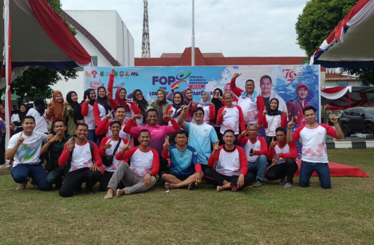Luar Biasa  Tim Bank Sumsel Babel Sekayu Juara Satu, Lomba Tarik Tambang