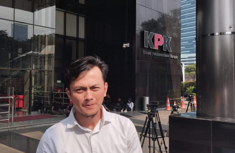 Bahaya Pengumpulan KTP : Waspadai Penipuan Berkedok Bantuan