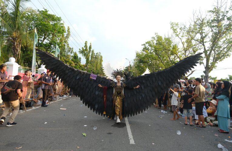 Bersaing Kreativitas, Sebanyak 187 Peserta Ramaikan Kegiatan Karnaval dan Pawai Kendaraan Hias