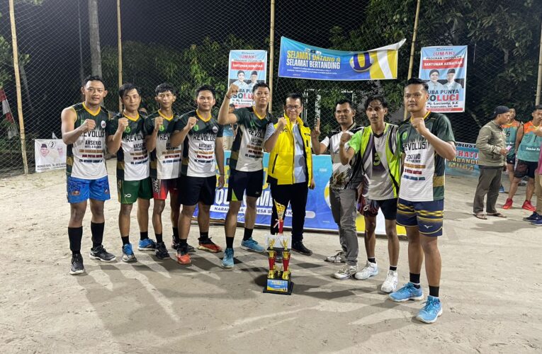 Final Turnamen Bola Volly Lucianty Cup, Tim Revolusi Desa Srimulyo Raih Juara 1