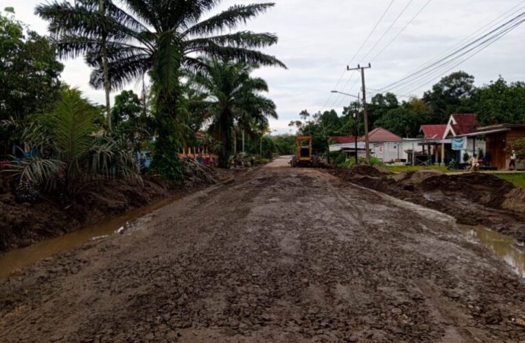 Gotong Royong antara Pemerintah, Perusahaan, dan Masyarakat Jalan Kini Dapat Dilalui