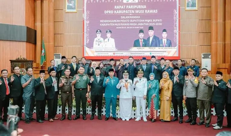 DPRD MURA GELAR PARIPURNA MENDENGARKAN PIDATO BUPATI MUSI RAWAS