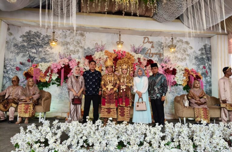 Ketua Gema Keadilan Muba Hadiri dan Ucapkan Selamat Pernikahan Desi & Agung