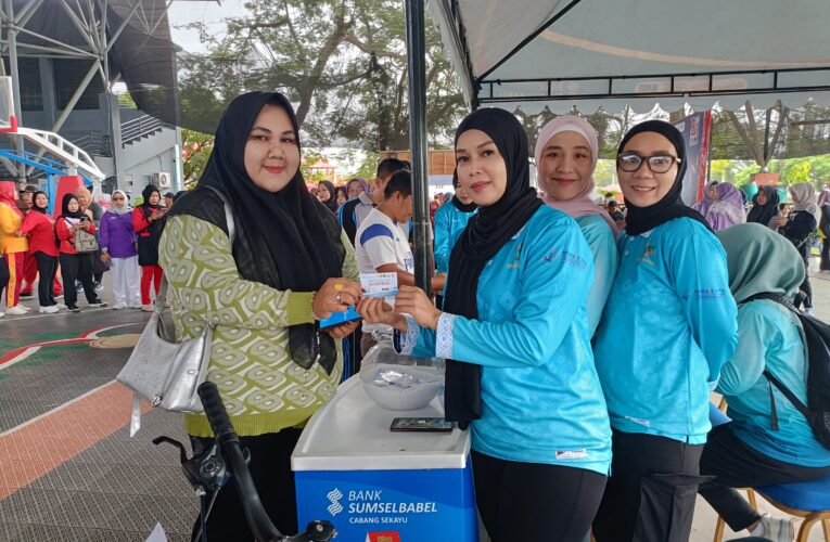 HUT KORPRI ke-54 dan HUT PGRI ke-80 Bank Sumsel Babel Adakan Scand QRIS 68 Rupiah