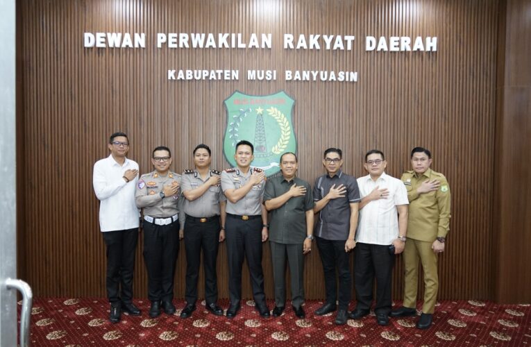 Perkuat Sinergitas, Kapolres Muba Silaturahmi ke Kantor DPRD Kabupaten Muba