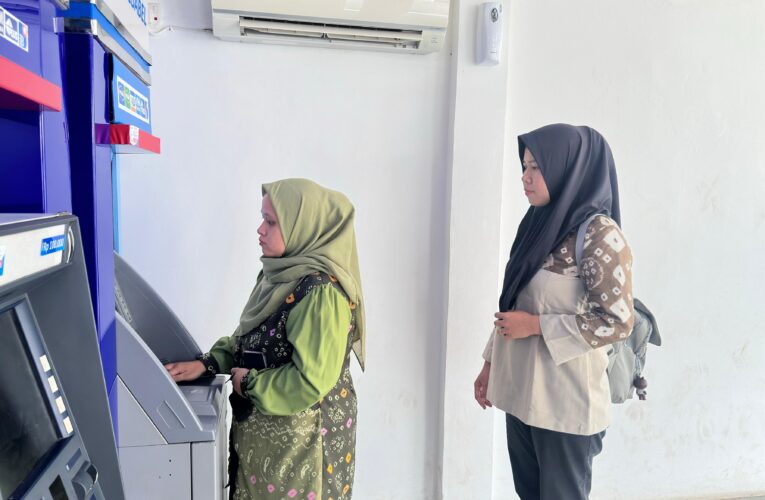 Menjelang Idul Fitri 1447 H, ribuan ASN di Lingkup Pemkab Muba terima THR yang diharapkan membantu kebutuhan keluarga dan mendorong perputaran ekonomi daerah