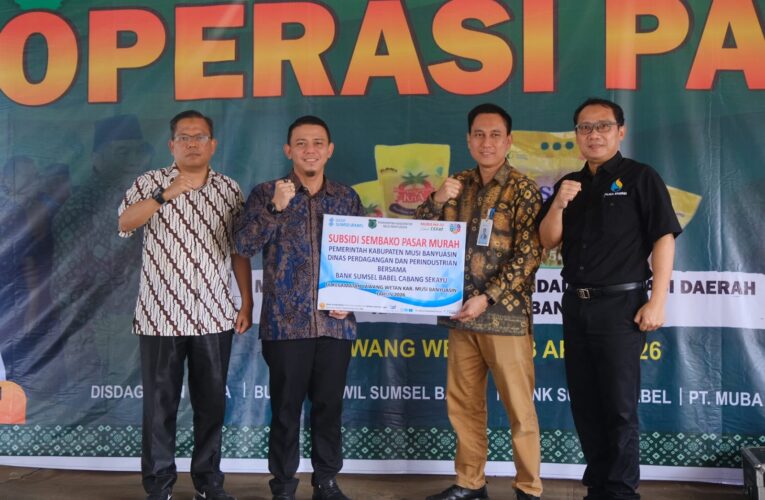 Warga Lawang Wetan Serbu Operasi Pasar Murah Hasil Sinergi Pemkab Muba dan Bank Sumsel Babel