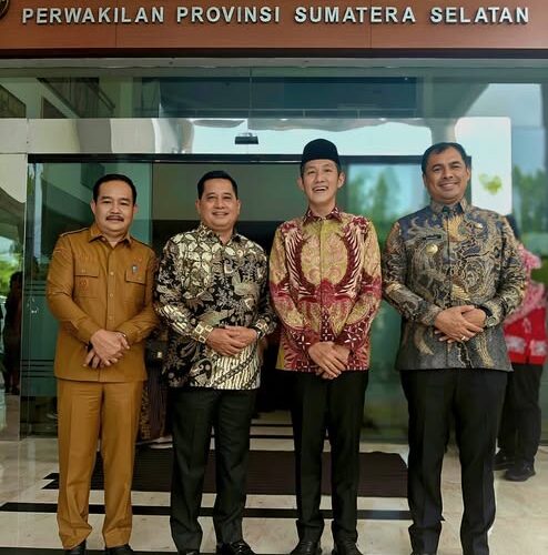 Wabup Rohman Serahkan LKPD Muba ke BPK Sumsel